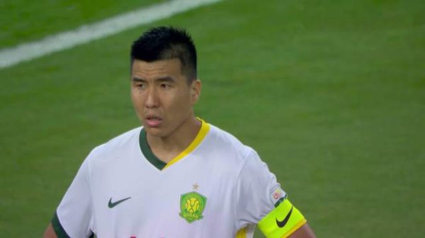 马莱莱冲击王刚，大连失当国安救命稻草，宋岳缺阵，后防两将反戈