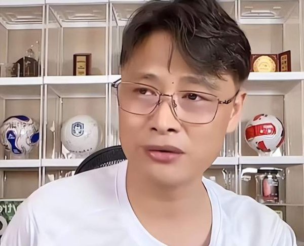 前国脚：中国球员生计处理最差，我当今才智解以前教练的全心！