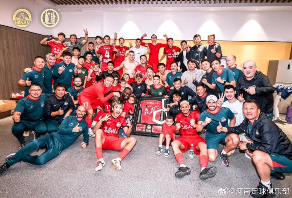 塞蒂恩下课 河南：这不中 国安请隋东亮陶伟OR邵佳一？请老崔最蠢