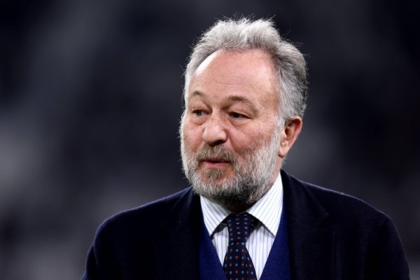 意媒：尤文主席费雷罗肯求去职，CEO斯卡纳维诺也将离开