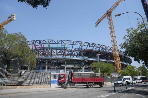 巴萨运营总监：要是一切凯旋，诺坎普将在11月中旬绽开