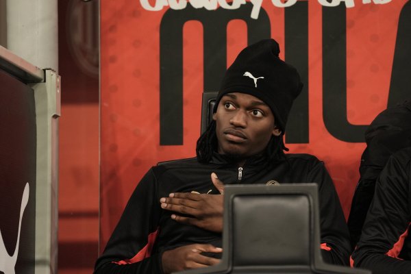 科斯塔库塔：米兰莫得莱奥踢得更好，他在场上时球队不是合座