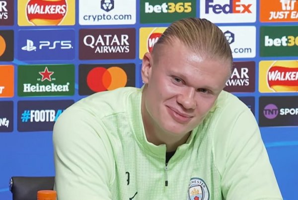 瓜帅称你并排梅罗？哈兰德：不，我差远了，没东说念主能接近他俩