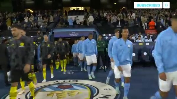 神锋摇荡！22年欧冠，哈兰德逆天踹射破门，曼城2-1逆转多特