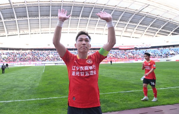 辽媒：辽宁铁东谈主或留用姆本扎、国本宜裕、费利佩，中卫需补强外助