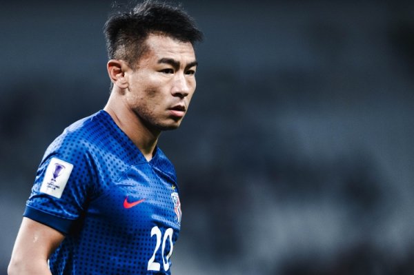 记者：申花今天地午飞赴天津，于汉超、戴伟浚、谢鹏飞随队出征