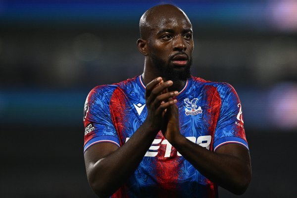 太空体育：水晶宫与马特塔进行续约商酌，两边尚未实现左券