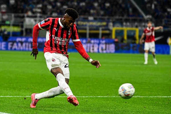 埃默森：在米兰被批驳比C罗多但齐是负面，若留队不会是正确采取