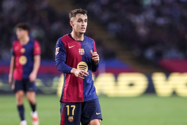 卡萨多：佩德里给拉菲尼亚的传球太漂亮 奥尔莫可能肩膀受伤